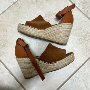 Brown Steve Madden espadrille wedges. Size 8. Have been worn, still look good.